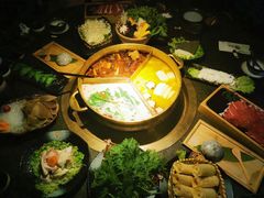 台式麻辣锅-湊湊火锅·茶憩(杭州湖滨银泰in77店)