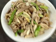 -土砂锅生态山庄·非遗砂锅雅鱼