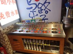 自助调料区-马路牙子烧烤音乐酒馆(望京店)