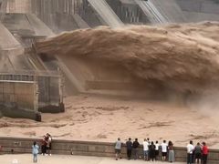 -黄河小浪底水利枢纽风景区