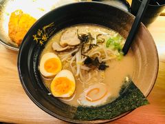 白丸肥牛拉面-Uni 忧你の深夜食堂(浦江万达广场店)