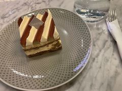 -théATRE茶聚场·餐厅(环球金融中心店)