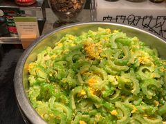 苦瓜炒蛋-厦门海沧正元希尔顿逸林酒店開全日餐厅