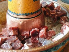 苏尼特极品羔羊肉-毛辣果·贵州红酸汤牛肉火锅(西单店)
