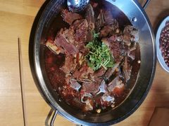 -大众跷脚牛肉馆·非遗传承单位(峨眉山店)