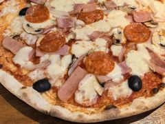 超级至尊披萨-JINNS锦时 steak&pizza(浸信会礼拜堂旧址店)