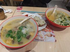 -小杨生煎(浦江欢乐颂店)