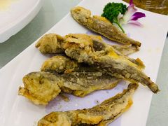 干炸小黄鱼-三羊居食府(文艺路店)