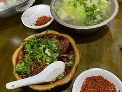 -小杨翘脚牛肉