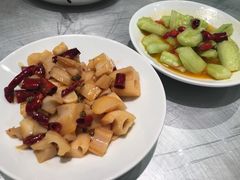 -姚姚酸菜鱼·金戈戈香港豉油鸡(喜荟城联名店)
