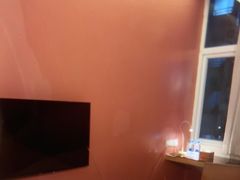 -卡罗酒店(东门晒布地铁站店)