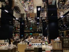 -诚品(信义店)