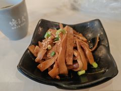 -馋三尺蟹粉小笼(人民广场店)