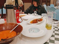 -沪华海鲜大酒楼(南汇店)