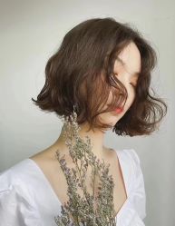 -Coo Hair salon