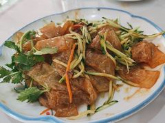 -一口猪海鲜浑锅·东北家常菜