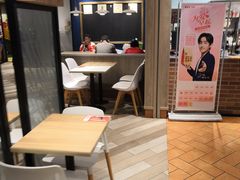 用餐区-肯德基(黄埭店)