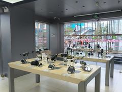 -DJI大疆(深圳华强北曼哈授权体验店)