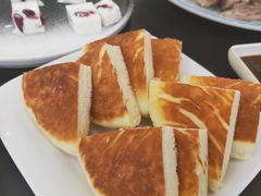 酸奶饼-诺敏塔拉奶茶-布里亚特包子-手把肉(锦都会店)