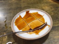 -渝嘴小老弟老火锅(华新村店)