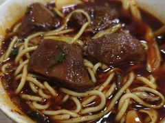 -易毛特色牛肉面(解放碑步行街店)