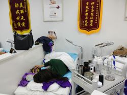 -蕾特恩专业祛痘·皮肤管理