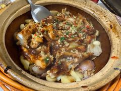 嘟嘟鱼头煲-肥仔文澳门猪骨煲(南京西路店)