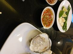 -J Daeng Seafood