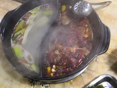 -灌县老妈砂锅串串香(万科红生活广场店)