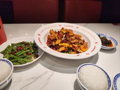 -禄鼎记·排队俩小时都要吃的酸菜鱼(石牌桥店)