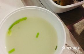 Health-Preserving Goose Bone Soup