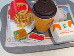 -麦当劳(友谊路得来速店)