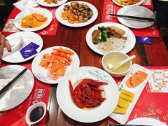 -四海一家自助餐(益田假日广场店)