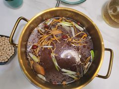 -阿鹏故事野生菌火锅(古城店)