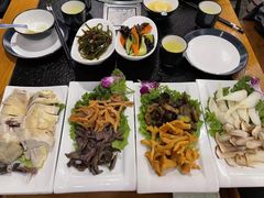 -阿鹏故事野生菌火锅(双廊古镇店)