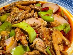 -六福烧烤酒馆(秦隆步行街店)