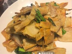 -黄泥岗·地道湖北菜(奥特莱斯店)