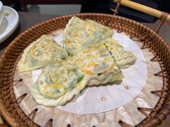-锅飘飘·东北铁锅炖(雨花客厅店)