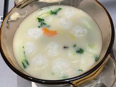 奶白菜煮手打墨鱼丸子-花锦堂·隐庐