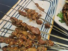 -许哥东北烧烤·铁丳烤串·宫后夹肉(繁花中心店)