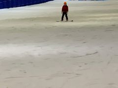 -乔波室内滑雪场