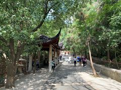 -灵岩山风景区