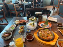 -万岛日本料理铁板烧(万泰国际店)