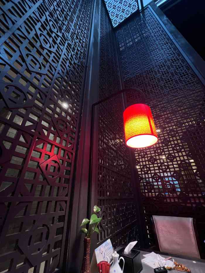 松鹤楼(月坛店)-"点了松鼠鲑鱼,那鱼不知道用多小的鲑鱼炸的.