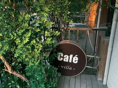 -Cafe Villa