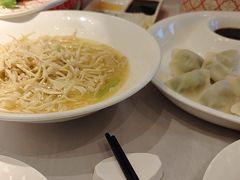 -毛家饭店·30年融合新湘菜(汉峪金谷店)