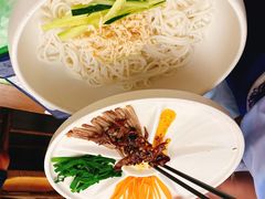 -云海肴汽锅鸡·云南小炒(曲江大悦城店)