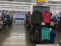 -迪卡侬(西华店)