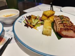 西贡炭烧烤猪颈肉配菠萝-美奈小馆·越南料理(中航城君尚购物中心店)