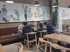 大堂-三好食堂(煎饺·馄饨·肉饼米线·盛世广场店)